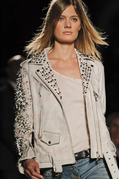 Look 55